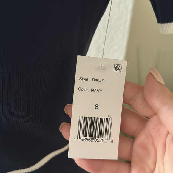 Alexia Admor Francine Dress in Navy - Size Small | NWT - Picture 6 of 7